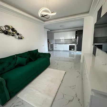 Emerald Apartment